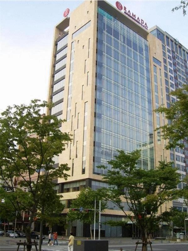 Hotel Ramada Plaza By Wyndham Gwangju Gwangju Metropolitan City Exteriér fotografie