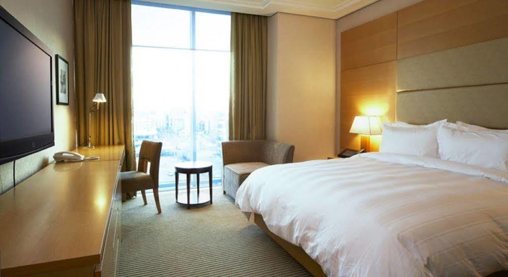 Hotel Ramada Plaza By Wyndham Gwangju Gwangju Metropolitan City Exteriér fotografie
